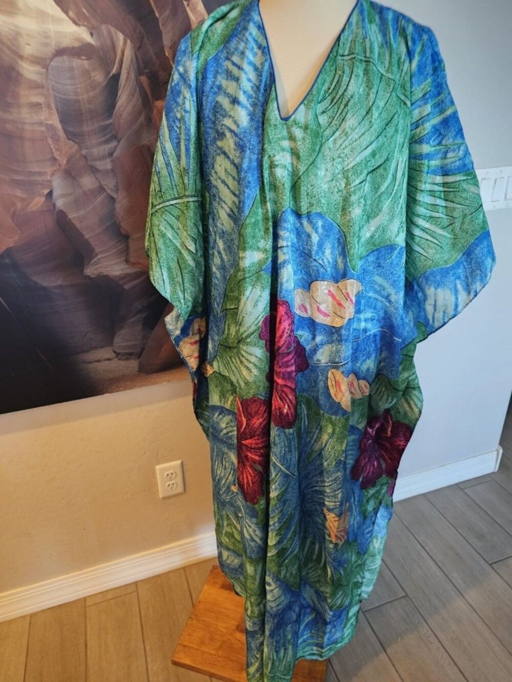 Calypso By Delicates Floral Hawaiian Print Mumu House Dress Vintage One Size